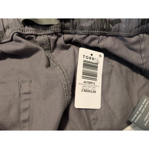 Torrid NWT Weekend Mid-Rise Straight Stretch Twill Camo Cadet Grey 2R (2X) - Picture 4 of 11